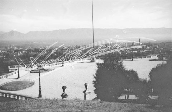 Piazzale della Vittoria. pellicola - negativo bianco e nero fto mm 60x90