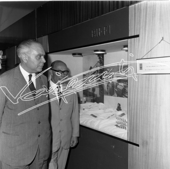 Fiera Campionaria di Vicenza 1964 : Inaugurazione. Pellicola - negativo bianco e nero fto mm 60x60