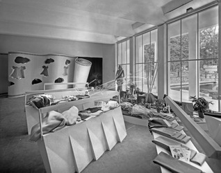 Fiera Campionaria di Vicenza 1949 Stand Lanificio Rossi Fiera Campionaria di Vicenza 1949 Stand Lanificio Rossi