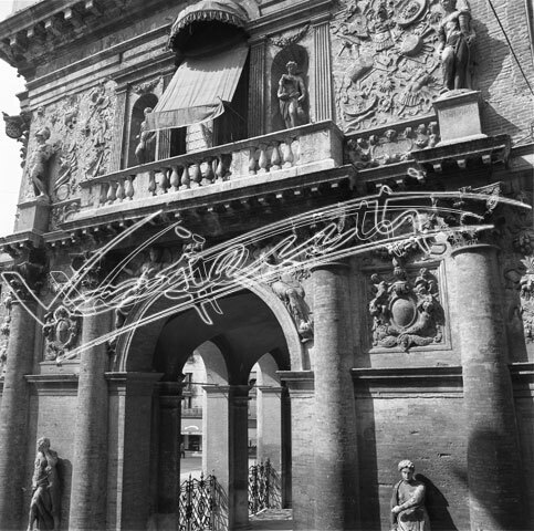 Loggia del Capitanio : Piazza dei Signori. pellicola - negativo bianco e nero fto mm 60x60