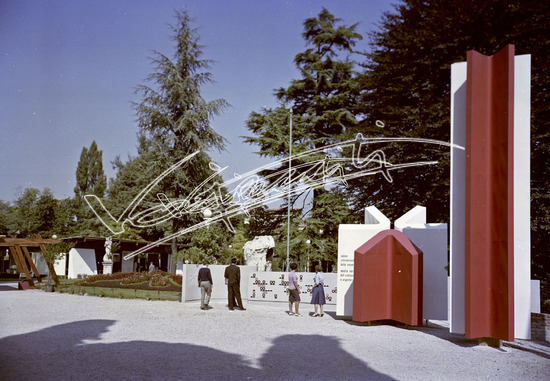 Fiera Campionaria di Vicenza 1959: Giardino Salvi. Pellicola - negativo colori f.to mm 90X120