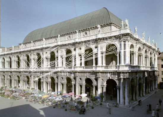 Basilica Palladiana. pellicola-negativo colore 9X12