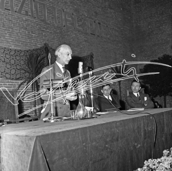 Giornata celebrativa delle Autonomie Locali: On. Antonio Segni. Pellicola - negativo bianco e nero fto mm 60x60