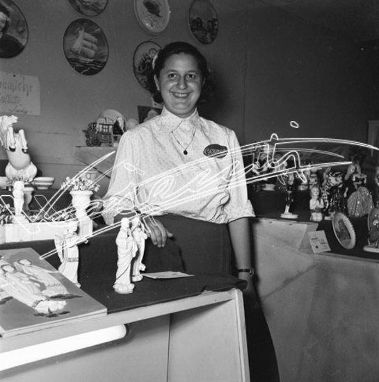 Fiera Campionaria di Vicenza 1951. pellicola - negativo bianco e nero fto mm 60x60