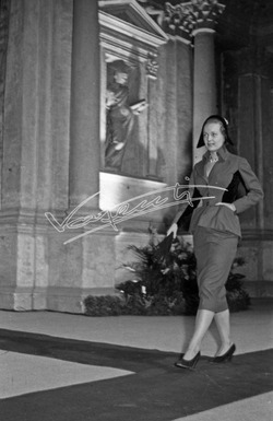 Fiera Campionaria di Vicenza 1949 Alta Moda al Teatro Olimpico