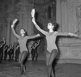 Scuola di danza Vanna Busolini Scuola di danza Vanna Busolini