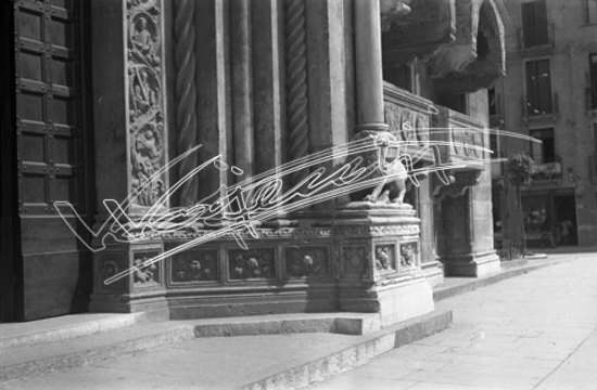 Chiesa di San Lorenzo. pellicola - negativo bianco e nero fto mm 60x90