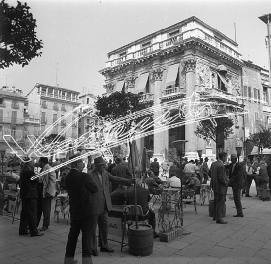 Loggia del Capitanio : Piazza dei Signori. pellicola - negativo bianco e nero fto mm 60X60