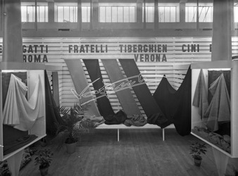 Fiera Campionaria di Vicenza 1950 Lanificio Fratelli Tiberghien Fiera Campionaria di Vicenza 1950 Lanificio Fratelli Tiberghien