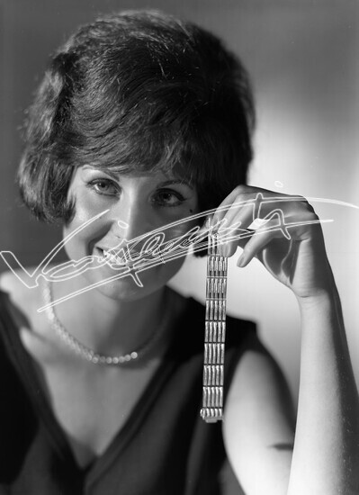 Fiera Campionaria di Vicenza 1965: Oreficeria e Argenteria. Pellicola - negativo bianco e nero fto mm 130X180