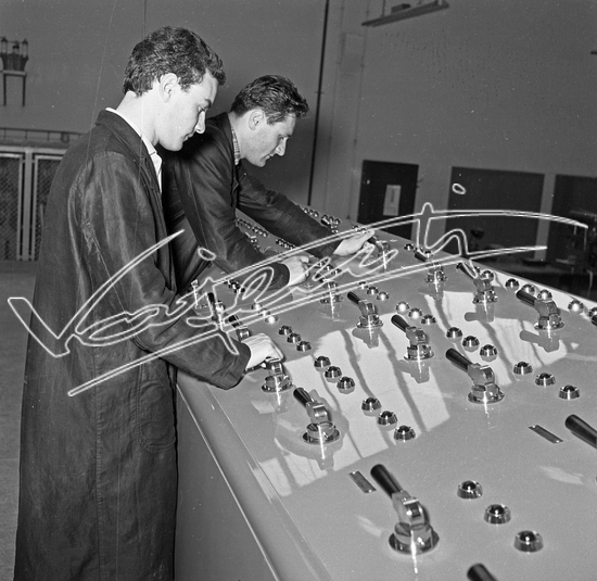Istituto Industriale Statale A. Rossi. pellicola - negativa B&N f.to mm 60x60