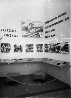 Fiera Campionaria di Vicenza 1949 Stand Canapificio Giuseppe Roi Fiera Campionaria di Vicenza 1949 Stand Canapificio Giuseppe Roi