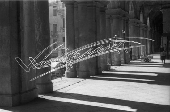 Piazza delle Erbe. pellicola - negativo bianco e nero fto mm 24X36