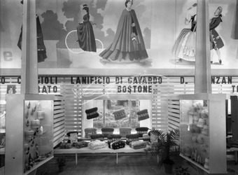 Fiera Campionaria di Vicenza 1950 Stand Lanificio di Gavardo Fiera Campionaria di Vicenza 1950 Stand Lanificio di Gavardo