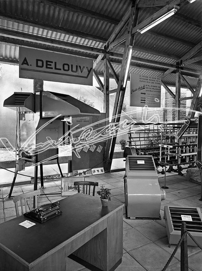 Fiera Campionaria di Vicenza 1949 : Stand A. Delouvy. Lastra di vetro - negativo bianco e nero fto mm 180x240