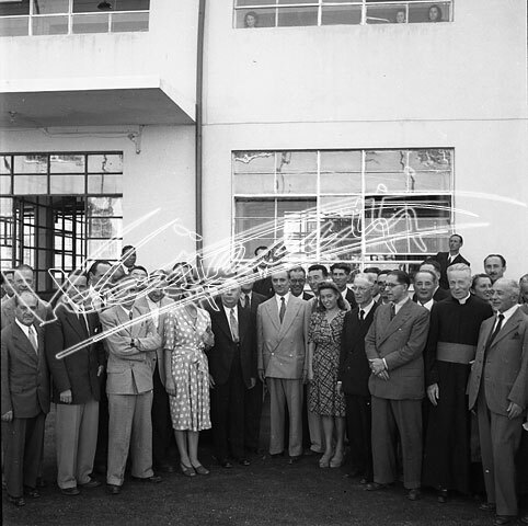 Fiera Campionaria di Vicenza 1946 : Farmaceutica Zambon. pellicola - negativo bianco e nero fto mm 60X60