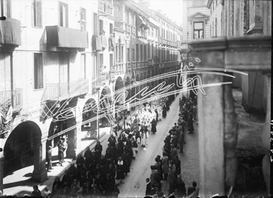 Corpus Domini : processione. lastra di vetro - negativo bianco e nero fto mm 130x180