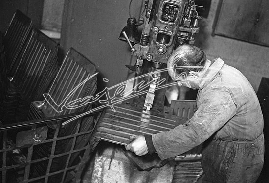 Smalteria Metallurgica Veneta. Pellicola - negativo bianco e nero - f.to mm 60x90