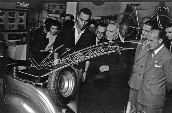 Fiera Campionaria di Vicenza 1948 : Carlo Zinato . Pellicola - negativo bianco e nero f.to mm 24X36