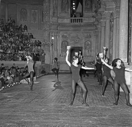 Scuola di danza Vanna Busolini Scuola di danza Vanna Busolini
