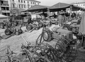 Fiera Campionaria di Vicenza 1953 Meccanizzazione Agricola.