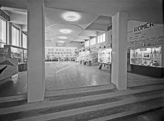 Fiera Campionaria di Vicenza 1953 Padiglione della Ceramica Fiera Campionaria di Vicenza 1953 Padiglione della Ceramica