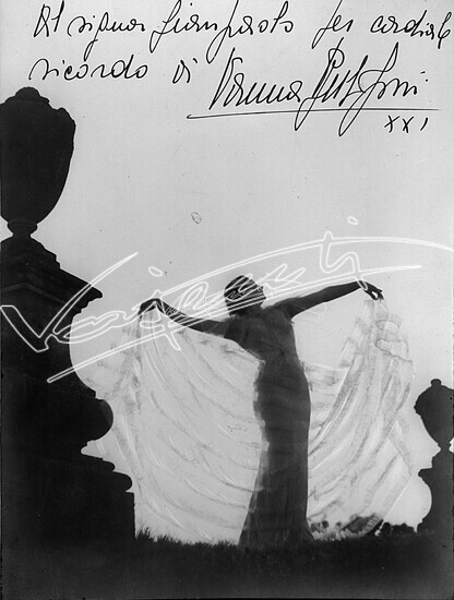 Vajenti - La storia. Stampa su carta fotografica f.to cm 18X24