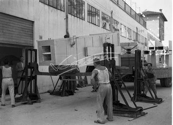 Fiera Campionaria di Vicenza 1953 Forni per Ceramiche Fiera Campionaria di Vicenza 1953 Forni per Ceramiche
