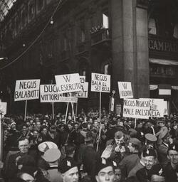 FASCISMO MANIFESTAZIONE CONTRO LE SANZIONI NEGUS