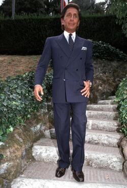 VALENTINO GARAVANI STILISTA