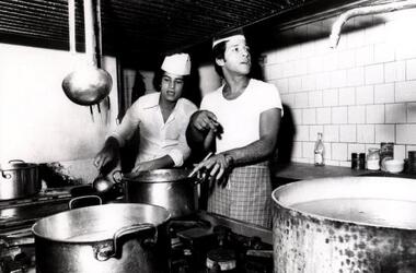 Extracomunitari LAVORO IMMIGRATI