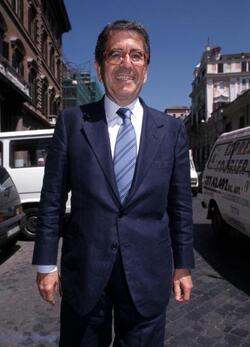 VITTORIO MERLONI INDUSTRIALE ELETTRODOMESTICI