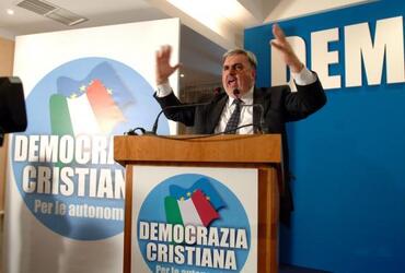 MAURO CUTRUFO POLITICO DC