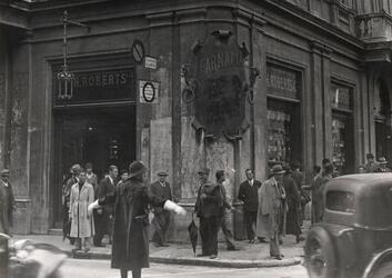 FASCISMO BOICOTTAGGIO ALLE PAROLE INGLESI SANZIONI