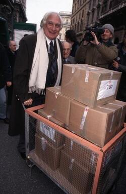 MARCO PANNELLA PRESENTAZIONE FIRME REFERENDUM