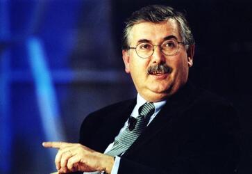 GIAN ANTONIO STELLA GIORNALISTA