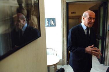 UMBERTO VERONESI ONCOLOGO