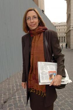 TANA DE ZULUETA POLITICO DS