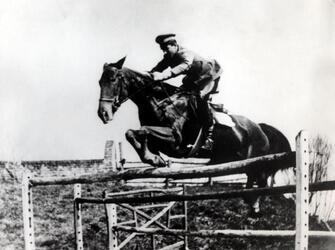 EDGARDO SOGNOCAMPO OSTACOLI DI NIZZA CAVALLERIA 1936