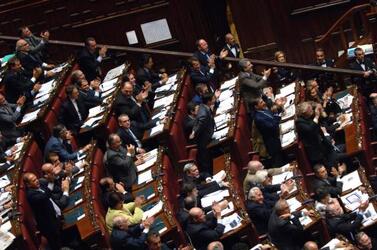 ALLEANZA NAZIONALE PARLAMENTO MONTECITORIO CAMERA DEI DEPUTATI BANDIERE