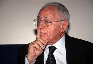 ANTONIO MACCANICO POLITICO