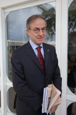 ALBERTO QUADRIO CURZIO ECONOMISTA