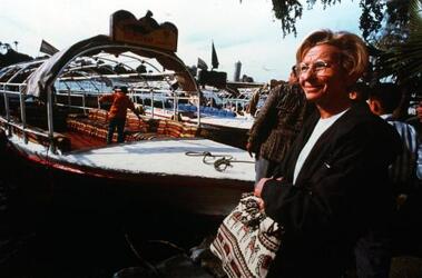 IL CAIRO 2002 EMMA BONINO POLITICA VACANZA