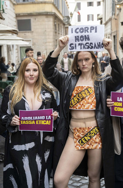 Manifestazione contro Tassa Etica