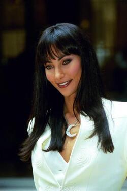 ARIANNA MARCHETTI ANNUNCIATRICE