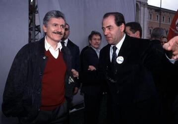 ANTONIO DI PIETRO CON MASSIMO D ALEMA ALLA MANIFESTAZIONE NAZIONALE DELL ULIVO
