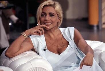 MARA VENIER CONDUTTRICE TV