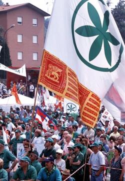 LEGA NORD MANIFESTAZIONE GUARDIA PADANA DEVOLUTION MILITANTI LEGHISTI