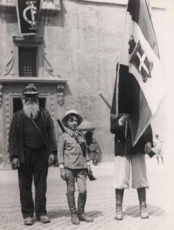 ADUNATA DEI CACCIATORI A PIAZZA VENEZIA FASCISMO