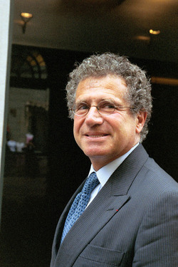 LAURENT DASSAULT INDUSTRIALE GRUPPO DASSAULT